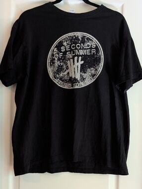 5 Seconds Of Summer RARE concert t-shirt 2011 Size L Band Punk Tee SOL'S Tag